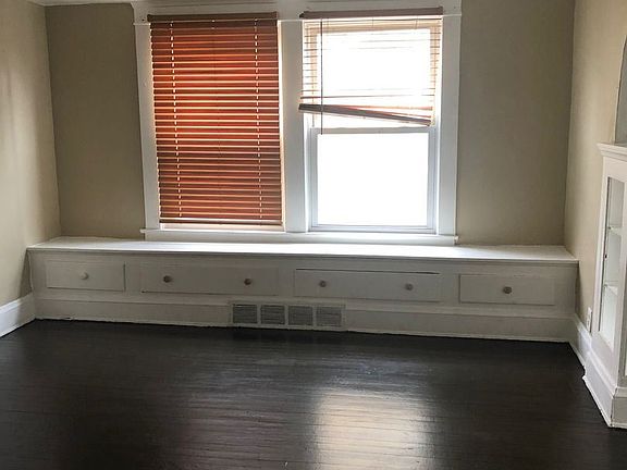 5th image of 12702 Parkhill Ave #1