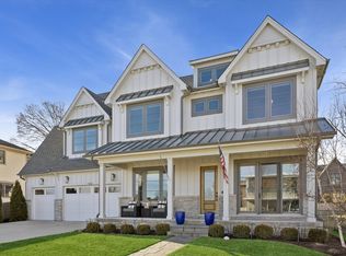 562 S Fairfield Ave, Elmhurst, IL