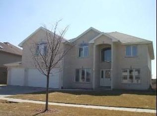 4827 Summerhill Dr, Country Club Hills, IL 60478