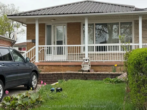 3172 Mallbridge Cres, Mississauga, ON L4T 2C6