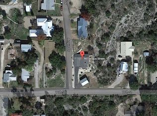 907 Angus Dr, Ozona, TX 76943