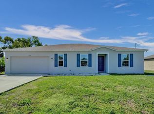 1744 SE Blackwell Dr, Pt Saint Lucie, FL 34953