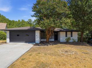 439 Shorewood Dr, Duncanville, TX 75116