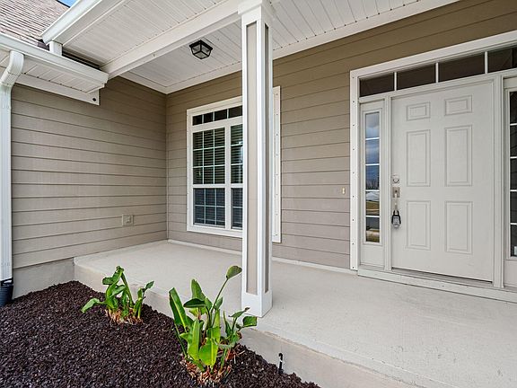2nd image of 103 S Shoreview Dr