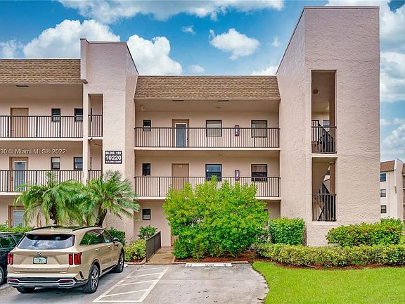 5th image of 10220 NW 30th Ct APT 311