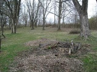 1325 Donnellville Rd, Natrona Heights, PA 15065