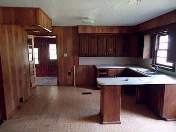 4th image of 155 Womack St