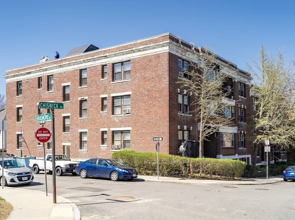 26 Chiswick Rd APT 1, Brighton, MA 02135