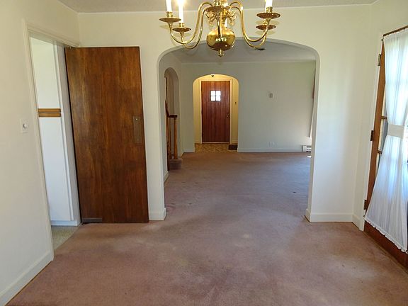 5th image of 9754 S Brandt Ave