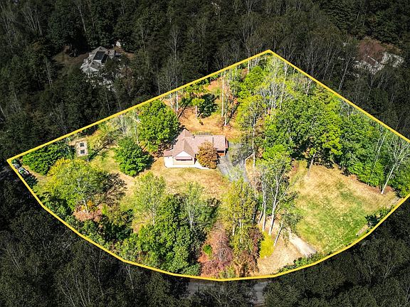 5th image of 207 Merrywood Dr