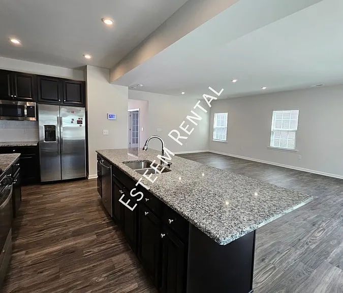 520 Citrus Petal Rd — Photo 7