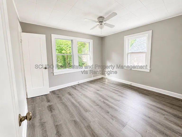 2723 Lathrop Ave — Photo 21
