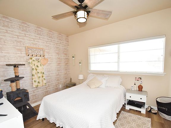 4th image of 530 Kunehi St APT 806