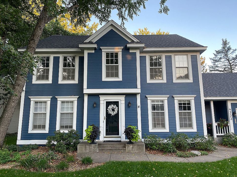 Salt box House