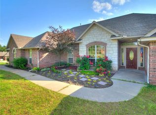 5601 Panther Cv, Newalla, OK 74857