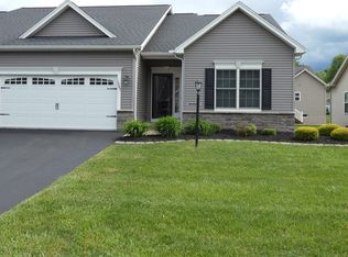 1047 Railway Xing, Webster, NY 14580