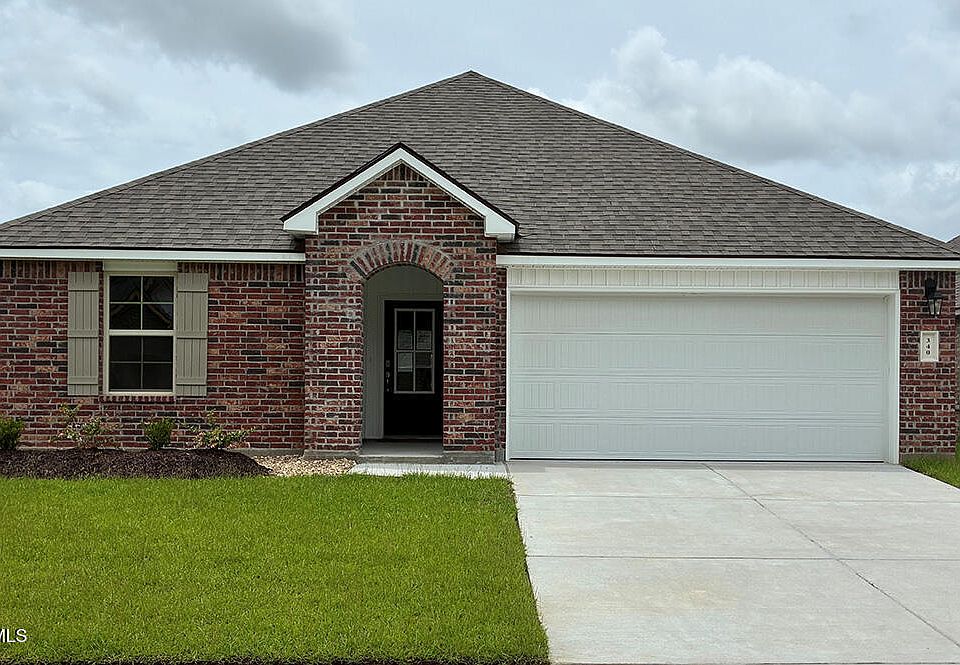 1st image of 340 White Pine Dr