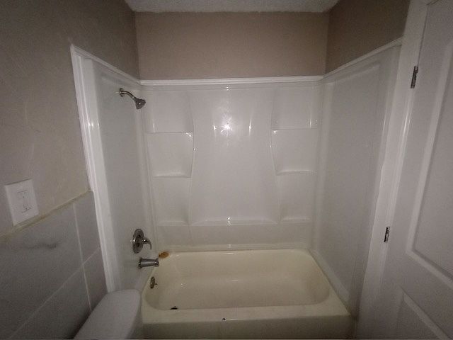 1st image of 940 E Hattie St APT 201