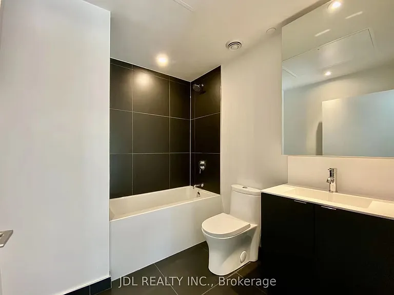 20 Edward St #1207 — Photo 8
