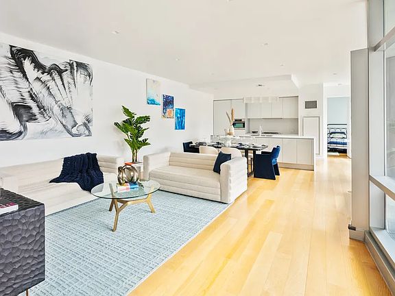 4th image of 1 York St APT 3E