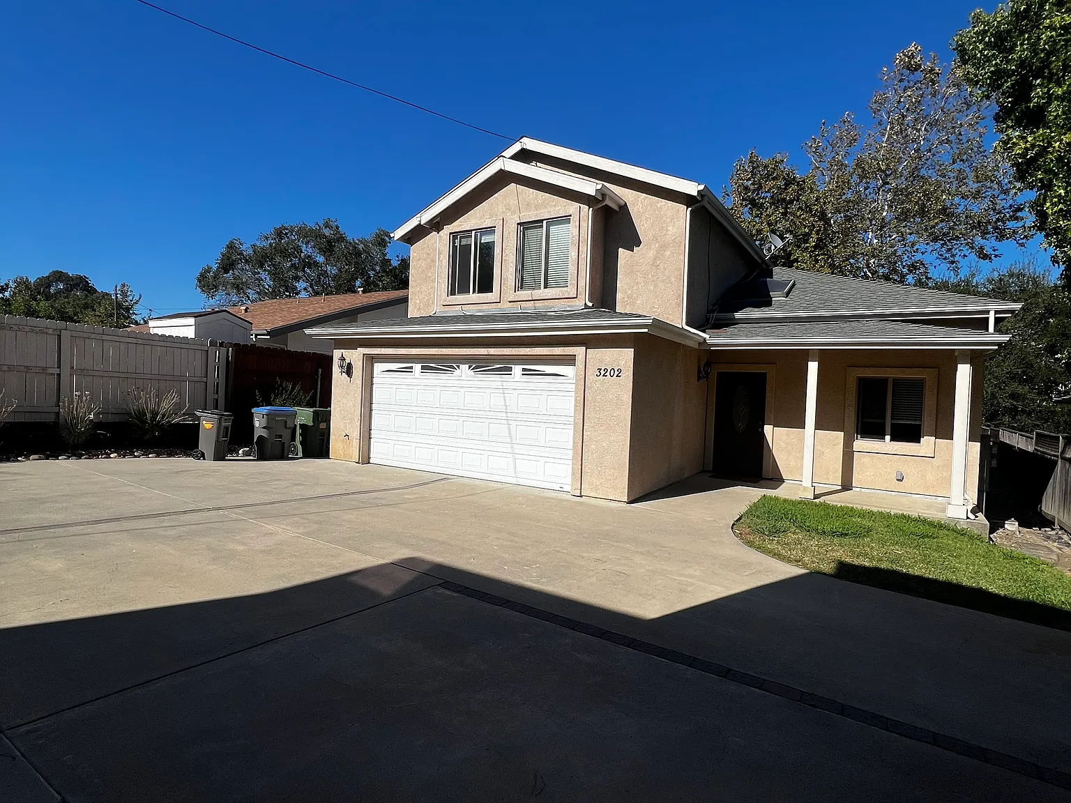 3202 Rockview Pl — Photo 2