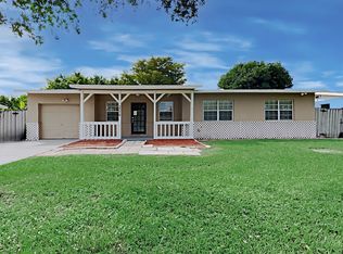 3374 Amberjack Rd, Lake Worth, FL 33462