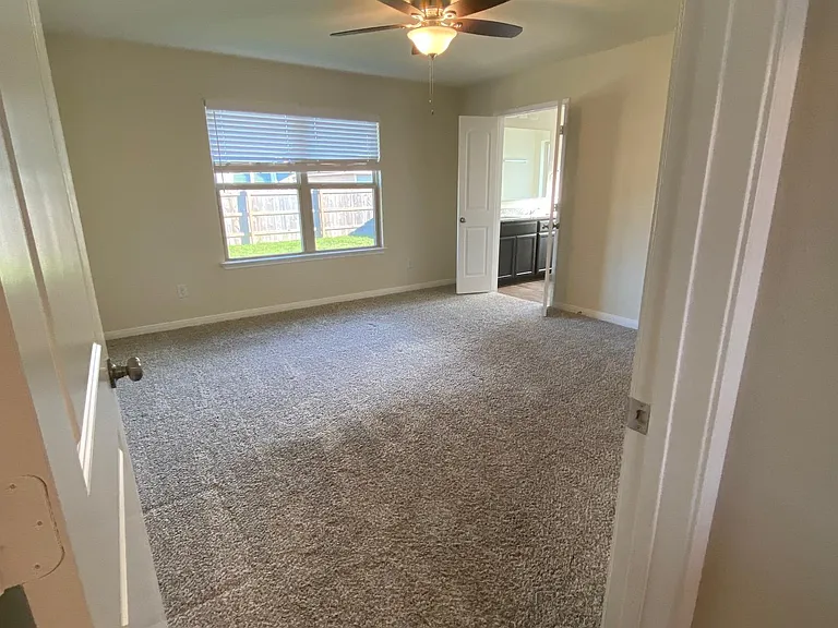 1409 Kiskadee Branch Dr — Photo 13