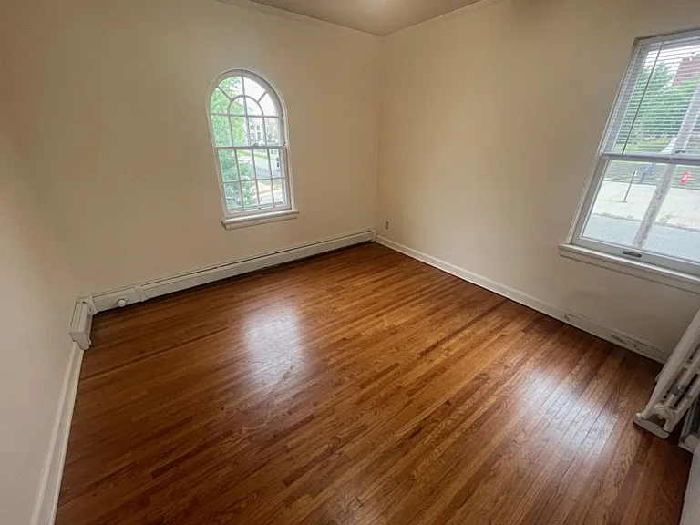 2701 Grand Avenue South — Photo 7