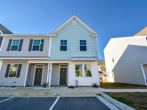 323 Starfish Ln, Sneads Ferry, NC