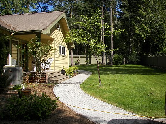 4th image of 217 Westcott Dr