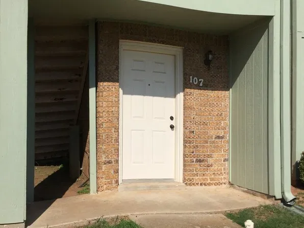 5705 E Texas St APT 122, Bossier City, LA 71111