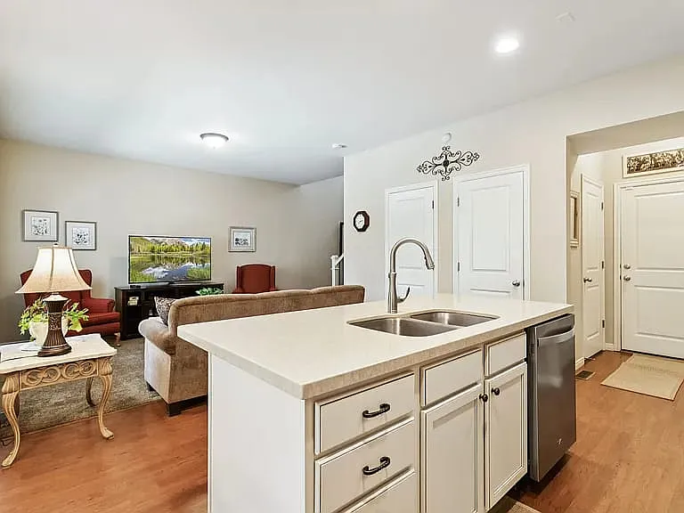 833 W Cannara Way — Photo 12
