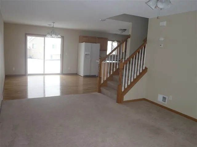 435 Cedar Pl — Photo 6