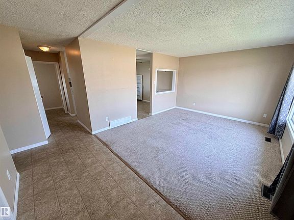 2nd image of 5117 51st Ave