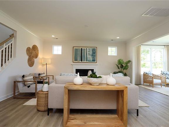 3rd image of 12177 Ava Ln