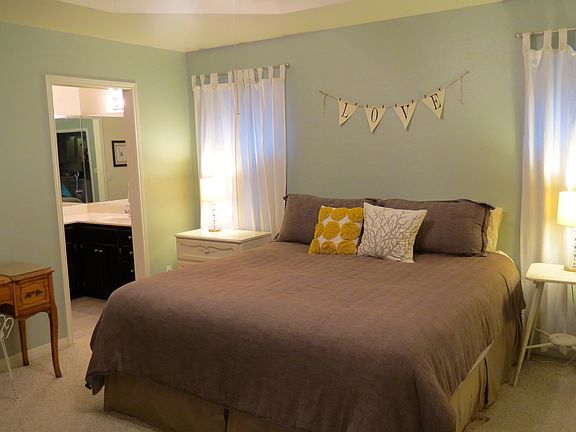 3rd image of 1145 Mahan Cir