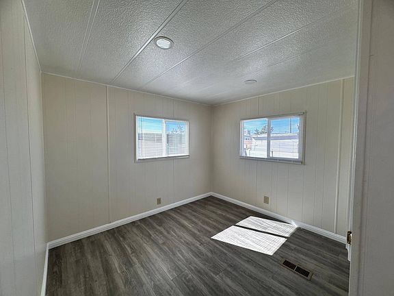 5th image of 2250 Darby St Space 16
