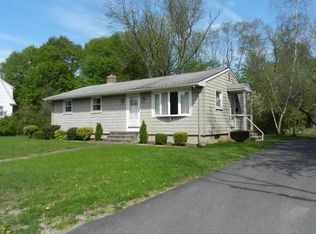131 New London Ave, Warwick, RI 02886