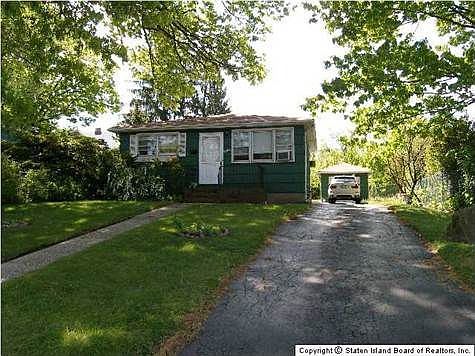 2nd image of 2384 Victory Blvd