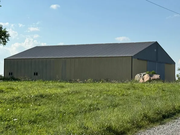 1955 220th Ave, Mount Ayr, IA 50854