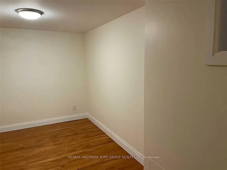 94 Glenholme Ave #BASEMENT — Photo 14
