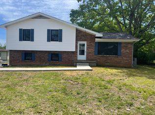 4930 Rose Ave NW, Cleveland, TN 37312