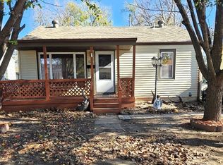 427 S Delaware Ave, Salina, KS 67401