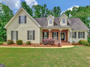 45 Wildflower Cir, Newnan, GA 30265