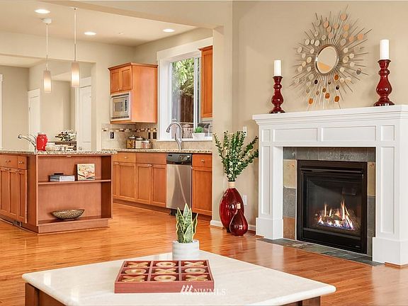 5th image of 12212 164th Ct NE