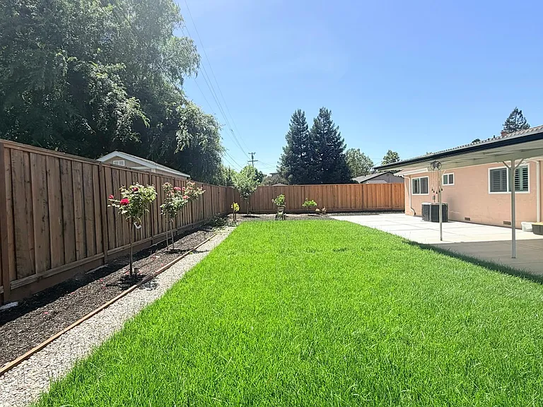 7622 Oxbow Ln — Photo 16