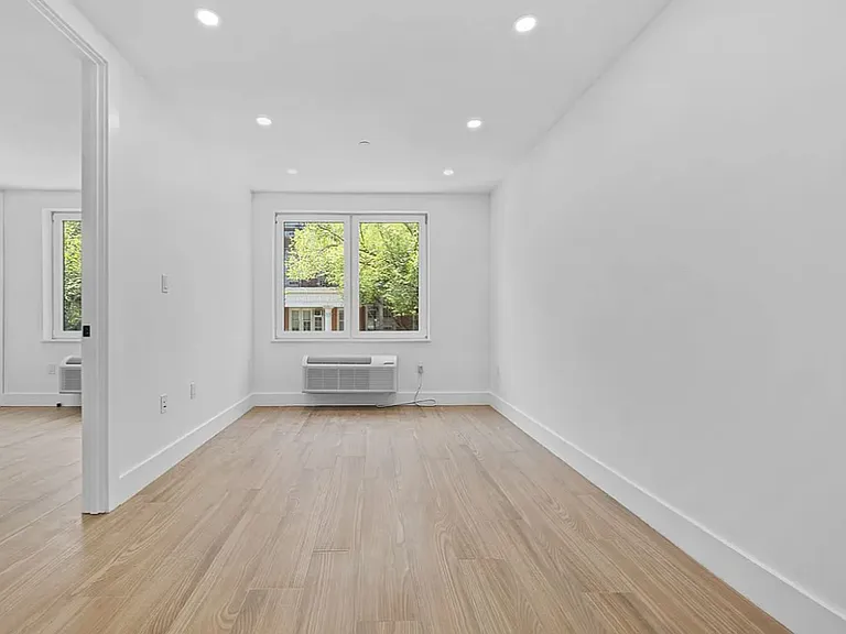 175 Rochester Ave #1CR — Photo 7