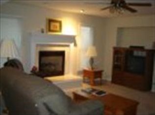 44 Yotzonot Dr, Bloomington, IL