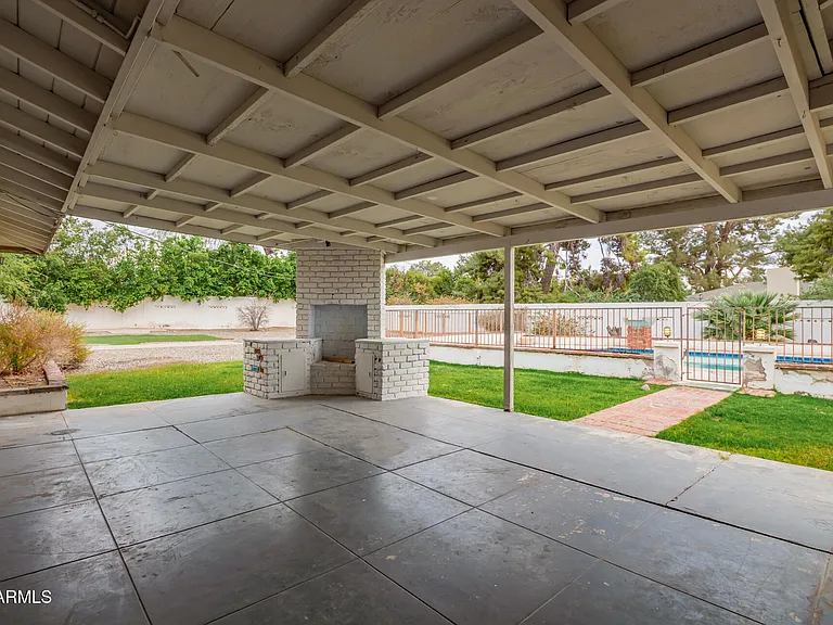5401 E Exeter Blvd — Photo 41