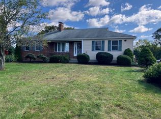 990 Ekonk Hill Rd, Voluntown, CT 06384